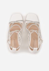 Born2be - Białe Sandały na Szpilce z Cyrkoniami i Kwadratowym Noskiem Vikirona. Zapięcie: sprzączka. Kolor: biały. Wzór: aplikacja. Obcas: na szpilce. Styl: wizytowy #7