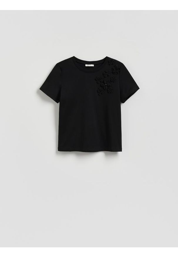 Reserved - T-shirt oversize z aplikacjami - czarny. Kolor: czarny. Materiał: bawełna. Wzór: aplikacja