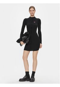 Tommy Jeans Sukienka dzianinowa Tjw Badge Zip Sweater Dress DW0DW17525 Czarny Slim Fit. Kolor: czarny. Materiał: syntetyk #5