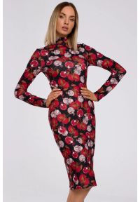 Sukienki.shop - Sukienka dzianinowa midi dopasowana tuba czerwona. Okazja: na co dzień, na spotkanie biznesowe. Typ kołnierza: kołnierzyk stójkowy, golf. Kolor: czerwony. Wzór: nadruk, aplikacja, kwiaty. Typ sukienki: dopasowane, proste. Materiał: dzianina. Długość rękawa: długi rękaw. Styl: casual, elegancki, klasyczny, biznesowy. Długość: midi #2