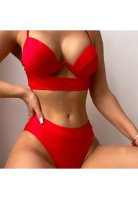 Intica - Strój kąpielowy z usztywnianą górą i regulowanymi ramiączkami Siemie. Kolor: czerwony. Materiał: materiał #1