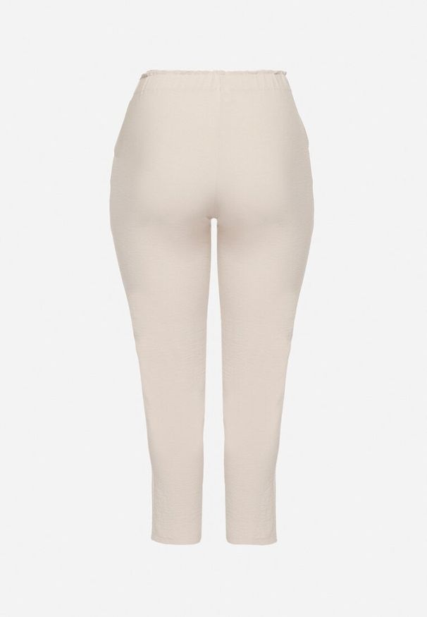 Born2be - Jasnobeżowe Spodnie o Prostym Kroju z Gumką w Talii Filavia. Okazja: na co dzień. Kolor: beżowy. Styl: casual, elegancki, sportowy
