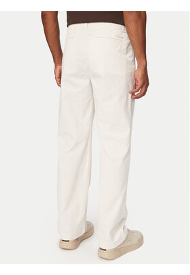 Calvin Klein Jeans Chinosy 90s LV04RF619G Biały Straight Fit. Kolor: biały. Materiał: bawełna