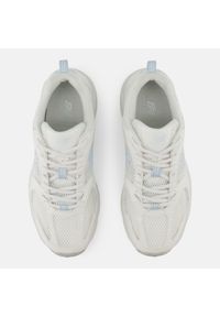 New Balance 530 U530CSD Sneakersy unisex. Okazja: na co dzień. Kolor: kremowy. Materiał: guma, syntetyk, skóra. Szerokość cholewki: normalna. Sezon: lato #6