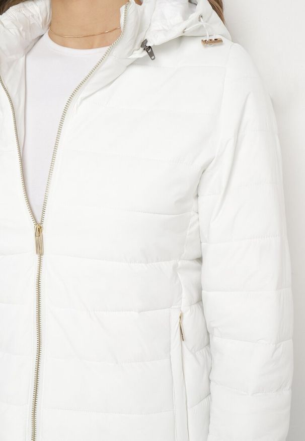 Born2be - Biała Kurtka Pikowana Przejściowa Ryrvyra. Kolor: biały. Materiał: polar. Sezon: jesień. Styl: klasyczny