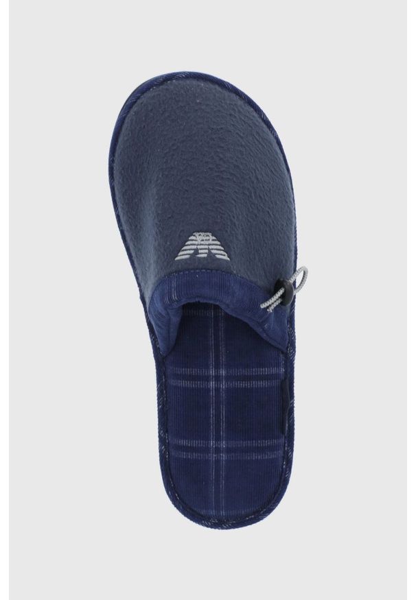EA7 Emporio Armani Kapcie kolor granatowy. Kolor: niebieski. Materiał: guma. Szerokość buta: średnie