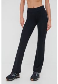 Peak Performance spodnie damskie kolor czarny. Stan: podwyższony. Kolor: czarny. Materiał: dzianina. Wzór: gładki