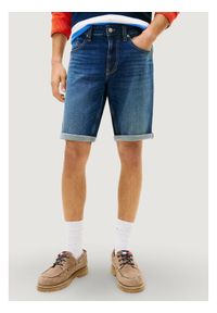 Tommy Jeans Szorty jeansowe Ronnie DM0DM22980 Granatowy Slim Fit. Kolor: niebieski. Materiał: bawełna #1