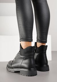 Renee - Czarne Botki Typu Workery ze Skóry Naturalnej Giorelda. Okazja: na co dzień. Kolor: czarny. Materiał: skóra. Styl: casual #5
