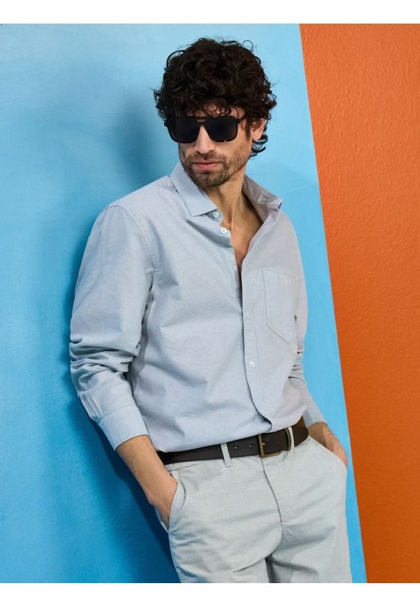 Sinsay - Bawełniana koszula z długim rękawem i kieszenią piersiową - zielony. Kolor: zielony. Materiał: bawełna. Długość rękawa: długi rękaw. Długość: długie