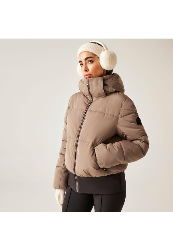 DARE 2B - Kurtka narciarska damska z membraną Glitz Dare 2b. Kolor: brązowy. Materiał: tkanina, polar. Wzór: aplikacja. Sezon: zima. Sport: narciarstwo