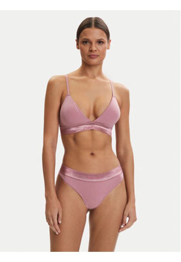 Calvin Klein Underwear Stringi LV00QF8826 Różowy. Kolor: różowy. Materiał: bawełna