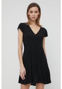 GAP sukienka kolor czarny mini rozkloszowana. Kolor: czarny. Materiał: tkanina. Długość rękawa: krótki rękaw. Typ sukienki: rozkloszowane. Długość: mini