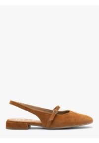 Ryłko - Rude czółenka slingback. Okazja: na co dzień. Zapięcie: pasek. Kolor: brązowy. Materiał: welur, skóra. Obcas: na obcasie. Styl: street, casual. Wysokość obcasa: średni