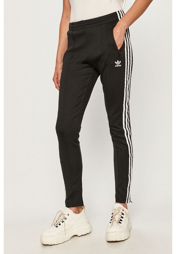 adidas Originals - Spodnie. Kolor: czarny. Materiał: dzianina