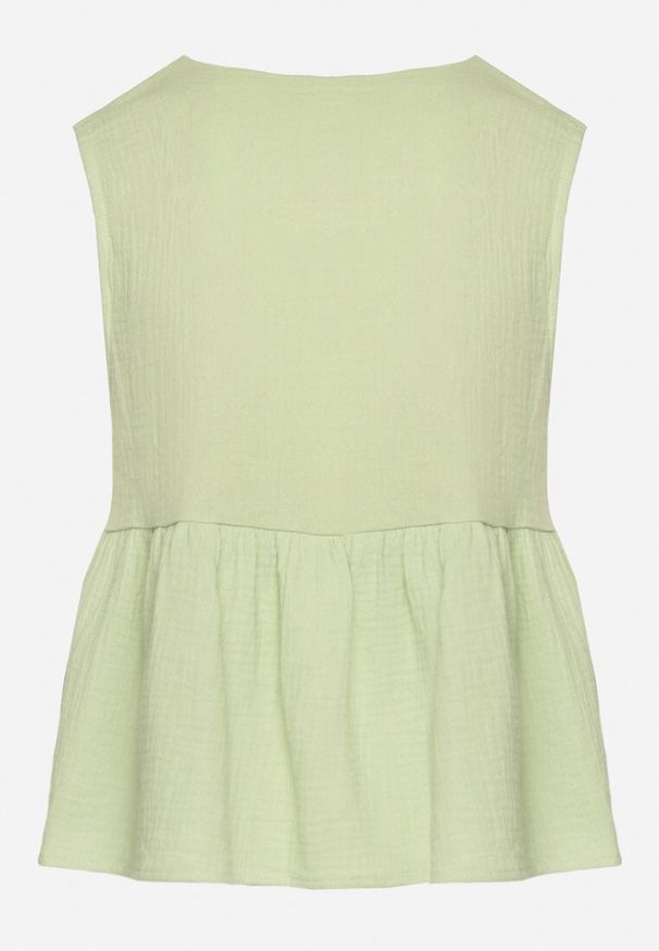 Born2be - Zielona Bawełniana Bluzka Top z Wiązaniem z Przodu i Lekką Falbanką Furena. Kolor: zielony. Materiał: bawełna. Sezon: lato