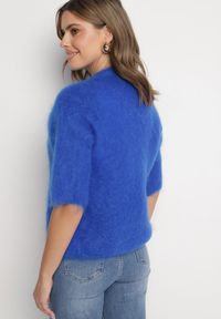 Born2be - Niebieski Moherowy Sweter o Kroju Nietoperza z Rękawami 3/4 Eleanira. Okazja: na co dzień. Kolor: niebieski. Materiał: moher. Wzór: ze splotem, aplikacja. Sezon: jesień, zima. Styl: klasyczny, casual, elegancki #7