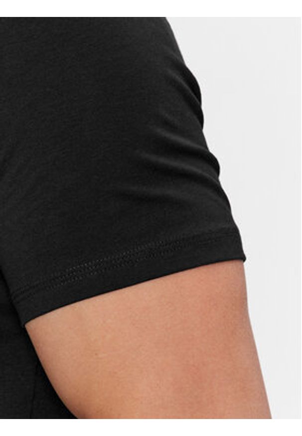 Guess T-Shirt Caleb U97M00 KCD31 Czarny Slim Fit. Kolor: czarny. Materiał: bawełna