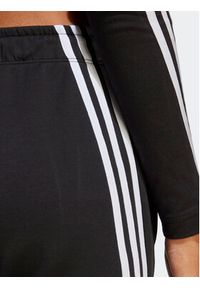 Adidas - adidas Spodnie dresowe Future Icons 3-Stripes Regular Tracksuit Bottoms HT4704 Czarny Regular Fit. Kolor: czarny. Materiał: bawełna