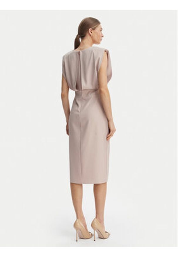 Rinascimento Sukienka koktajlowa CFC0127570003 Beżowy Slim Fit. Kolor: beżowy. Materiał: syntetyk. Styl: wizytowy