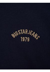 Big-Star - Koszulka męska bawełniana granatowa Vincer 403. Okazja: na co dzień. Kolor: niebieski. Materiał: bawełna. Wzór: haft. Styl: klasyczny, elegancki, casual