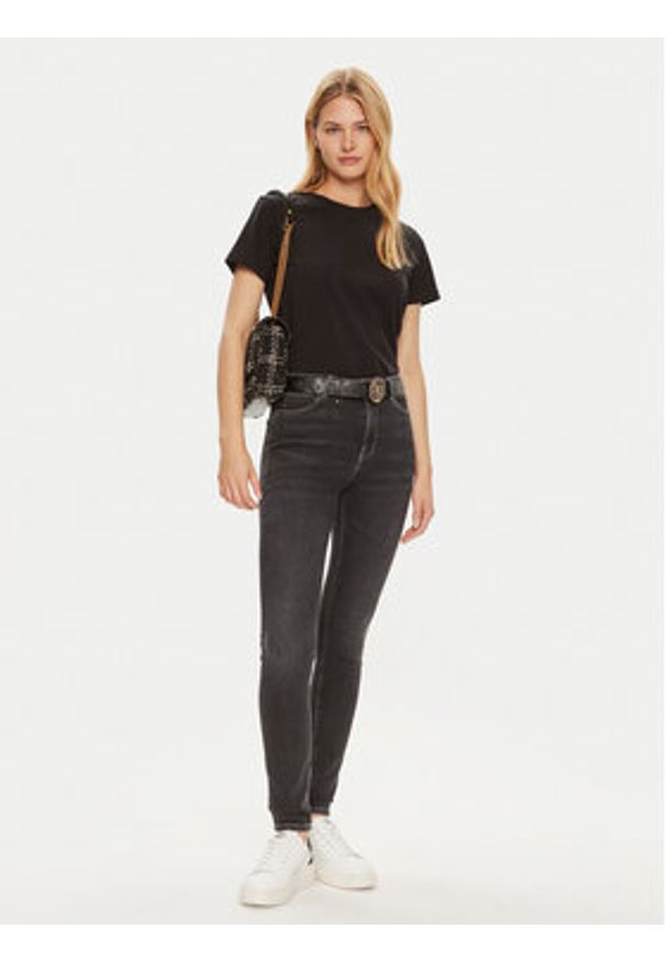 Guess T-Shirt V4YI09 J1314 Czarny Regular Fit. Kolor: czarny. Materiał: bawełna