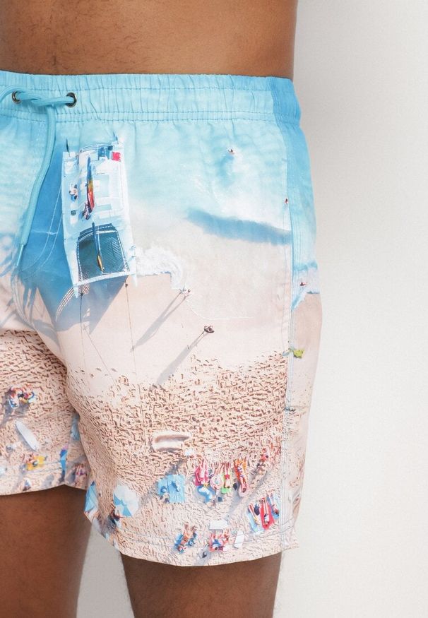 Born2be - Beżowe Kąpielówki ze Wzorem Palm Lillemea. Kolor: beżowy