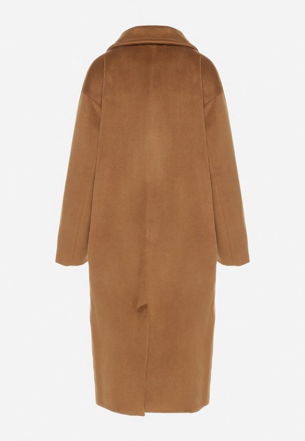 Born2be - Brązowy Dwurzędowy Płaszcz o Prostym Kroju z Kieszeniami Malwivra. Okazja: na co dzień. Kolor: brązowy. Długość rękawa: długi rękaw. Długość: długie. Styl: klasyczny, casual, elegancki