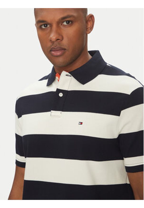 TOMMY HILFIGER - Tommy Hilfiger Polo MW0MW39045 Granatowy Regular Fit. Typ kołnierza: polo. Kolor: niebieski. Materiał: bawełna