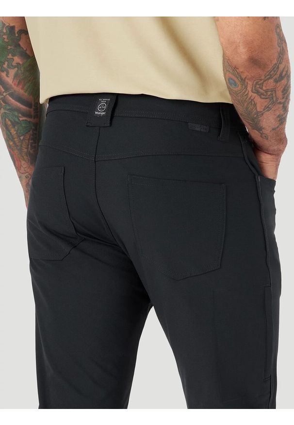 Wrangler - WRANGLER FWDS 5 POCKET ATG MĘSKIE SPODNIE MATERIAŁOWE PANT BLACK WA1P57100 112144844. Okazja: na co dzień, na spacer. Materiał: materiał. Styl: klasyczny, casual