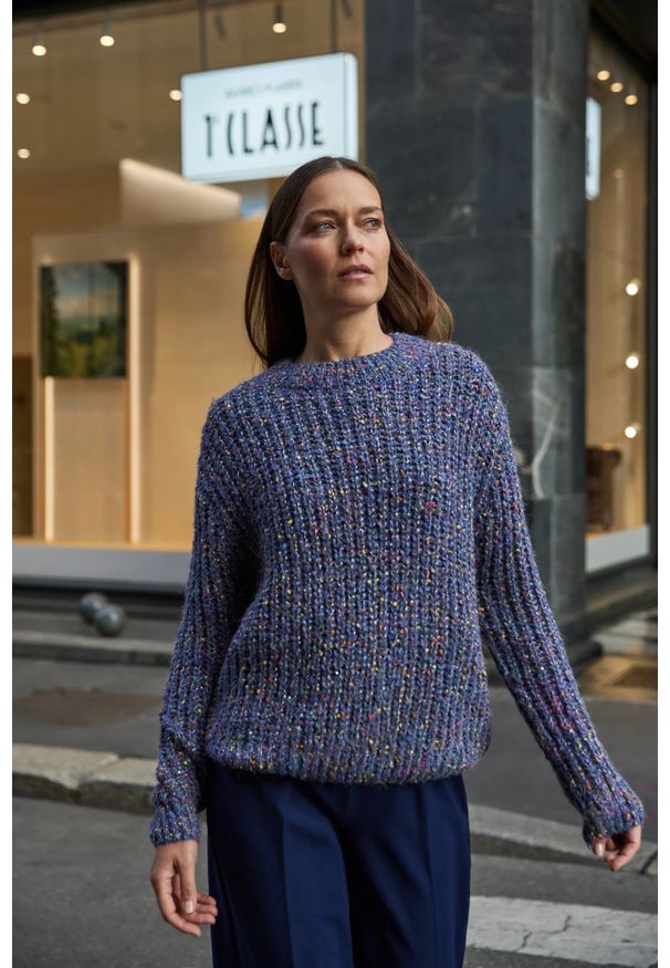 MOODO - Sweter ozdobiony kolorową nitką granatowy. Kolor: niebieski. Materiał: poliamid, akryl, poliester. Wzór: kolorowy, aplikacja