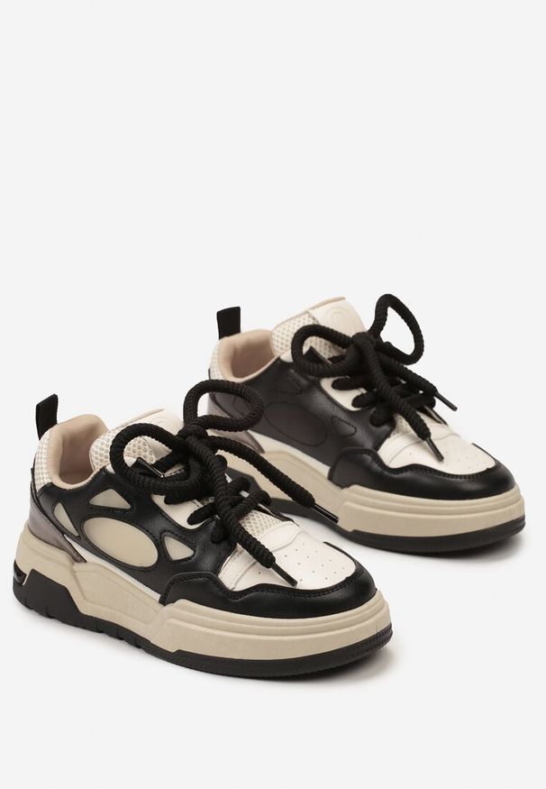Born2be - Czarno-Beżowe Sneakersy na Grubej Podeszwie z Ozdobnym Sznurowaniem Aqulli. Kolor: czarny. Materiał: jeans. Obcas: na platformie