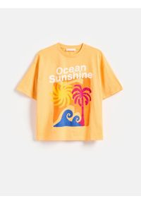 Reserved - T-shirt z nadrukiem - żółty. Kolor: żółty. Materiał: bawełna, dzianina. Wzór: nadruk #1