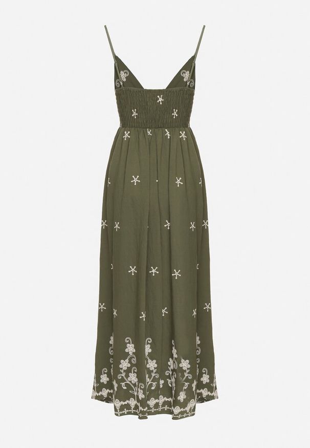 Born2be - Zielona Sukienka z Wiskozy Ozdobiona Haftami Lunireia. Okazja: na co dzień. Typ kołnierza: dekolt w kształcie V. Kolor: zielony. Materiał: wiskoza. Długość rękawa: na ramiączkach. Wzór: aplikacja, haft. Typ sukienki: proste. Styl: casual