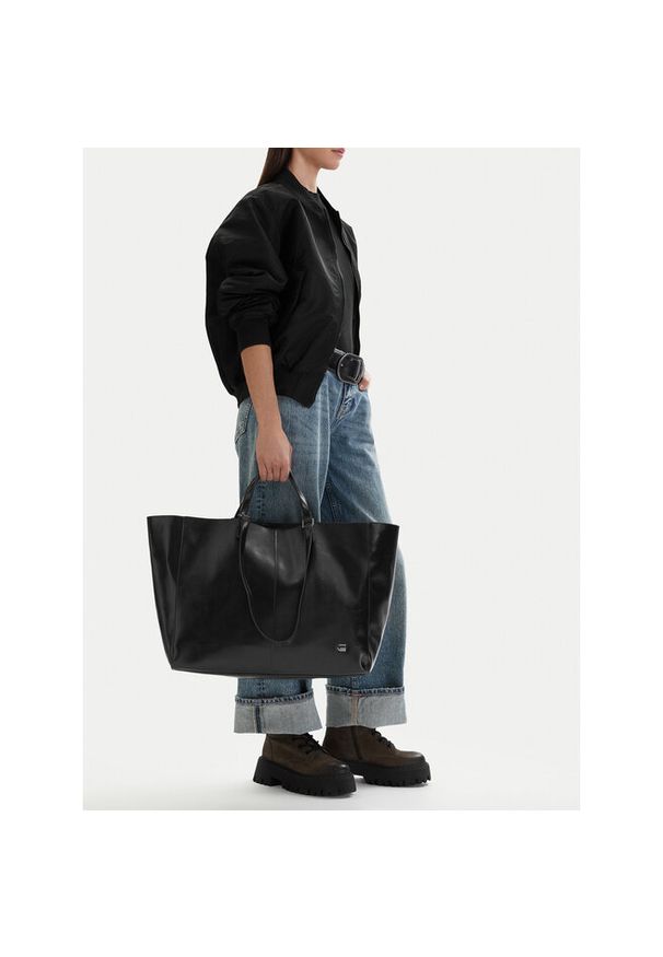 G-Star RAW - Torebka G-Star Raw. Kolor: czarny