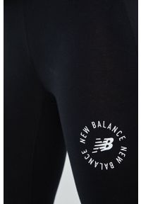 New Balance legginsy WP21800BK damskie kolor czarny z nadrukiem. Kolor: czarny. Materiał: poliester. Wzór: nadruk #2
