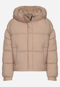 Born2be - Beżowa Pikowana Kurtka Puffer z Kapturem i Kieszonką przy Rękawie Galieana. Okazja: na spacer. Typ kołnierza: kaptur. Kolor: beżowy. Materiał: jeans, dzianina. Styl: sportowy, elegancki #4