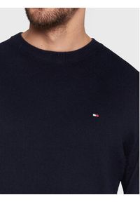 TOMMY HILFIGER - Tommy Hilfiger Sweter MW0MW28046 Granatowy Regular Fit. Kolor: niebieski. Materiał: bawełna