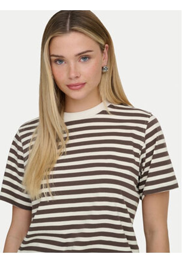 only - ONLY T-Shirt Livina 15272227 Brązowy Regular Fit. Kolor: brązowy. Materiał: bawełna