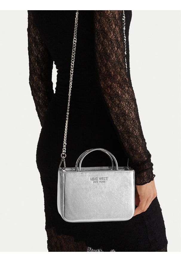Nine West Torebka CEO-Astor Vibe-KY323-1 Srebrny. Kolor: srebrny