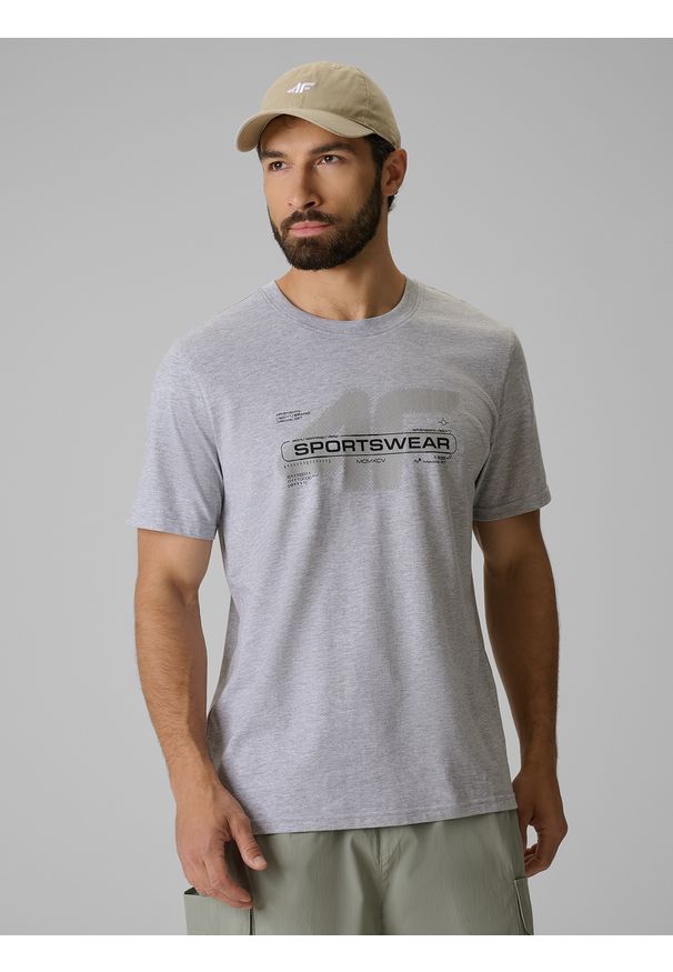 4f - 4F T-shirt regular z nadrukiem męski - szary 3XL. Okazja: na co dzień, do pracy, na spacer. Kolor: szary. Materiał: bawełna, materiał. Wzór: nadruk. Styl: casual