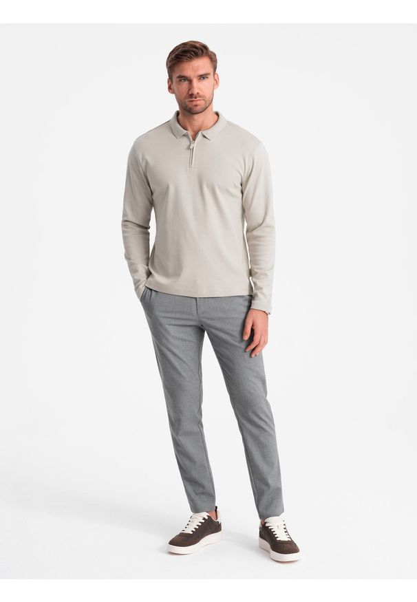 Ombre Clothing - Longsleeve męski z zapinanym na zamek kołnierzykiem polo – popielaty V2 OM-POLS-0130 - XXL. Typ kołnierza: polo. Kolor: szary. Materiał: dzianina, skóra, materiał, bawełna. Długość rękawa: długi rękaw. Wzór: aplikacja. Styl: sportowy, elegancki