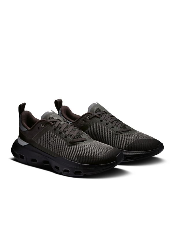 On - ON Cloudpulse Next Sneakersy damskie. Kolor: czarny. Materiał: materiał. Szerokość cholewki: normalna. Sport: fitness