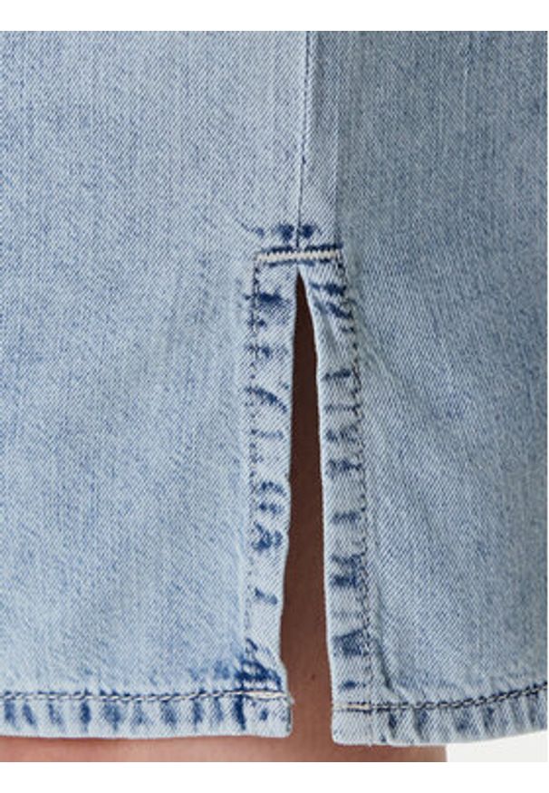 Mustang Sukienka jeansowa Camilla 1016564 Niebieski Regular Fit. Kolor: niebieski. Materiał: lyocell, bawełna