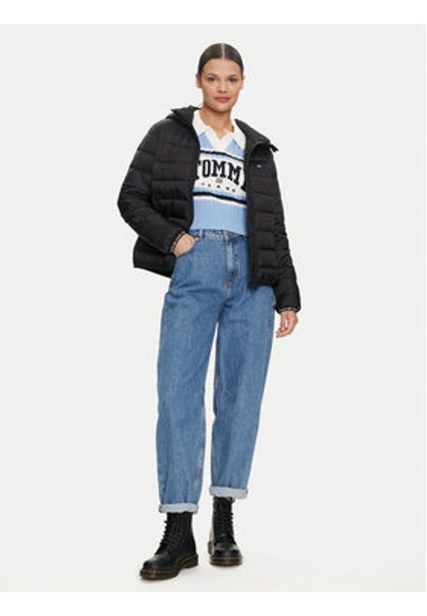 Tommy Jeans Kurtka zimowa Tape DW0DW18308 Czarny Regular Fit. Kolor: czarny. Materiał: syntetyk. Sezon: zima