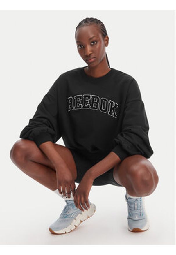 Reebok Bluza Reebok x Ewa Chodakowska Kalina RK25622CCW Czarny Relaxed Fit. Kolor: czarny. Materiał: bawełna