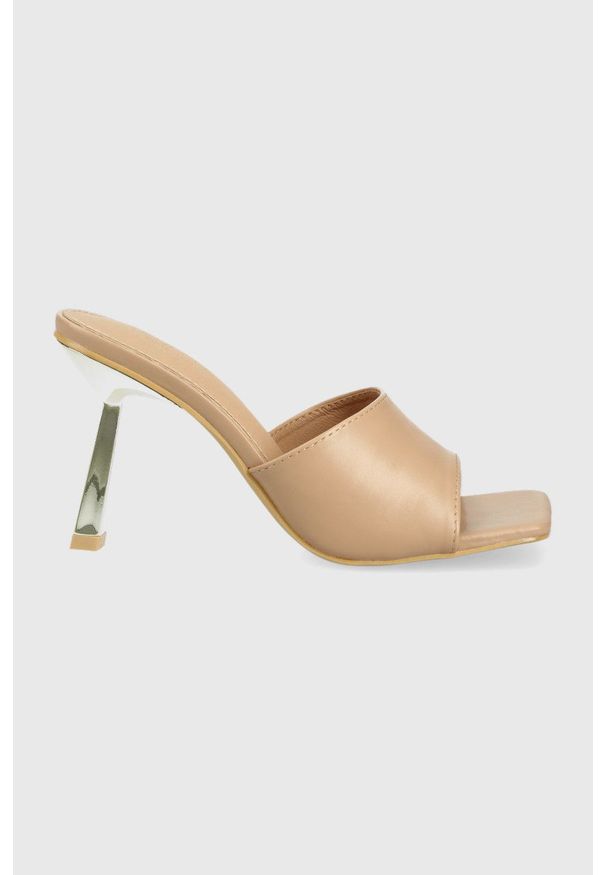 Truffle Collection klapki Crete damskie kolor beżowy na szpilce. Kolor: beżowy. Materiał: materiał. Wzór: gładki. Obcas: na szpilce. Wysokość obcasa: średni