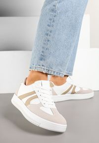 Renee - Biało-Beżowe Sneakersy Klasyczne Tenisówki Setinora. Nosek buta: okrągły. Kolor: biały. Materiał: jeans