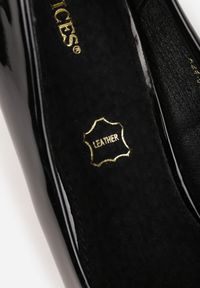 Renee - Czarne Czółenka Lakierowane na Słupku z Wkładką ze Skóry Naturalnej Naorine. Okazja: do pracy, na spotkanie biznesowe. Kolor: czarny. Materiał: skóra, lakier. Obcas: na słupku. Styl: wizytowy, biznesowy, elegancki #9