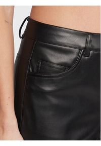 Fransa Spodnie z imitacji skóry Bellis 20611220 Czarny Regular Fit. Kolor: czarny. Materiał: skóra #3